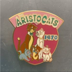 Disney Store Countdown to the Millennium Series #9 Pin - The Aristocats